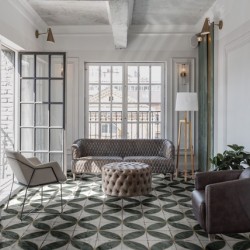 Spanish Renaissance Leaf